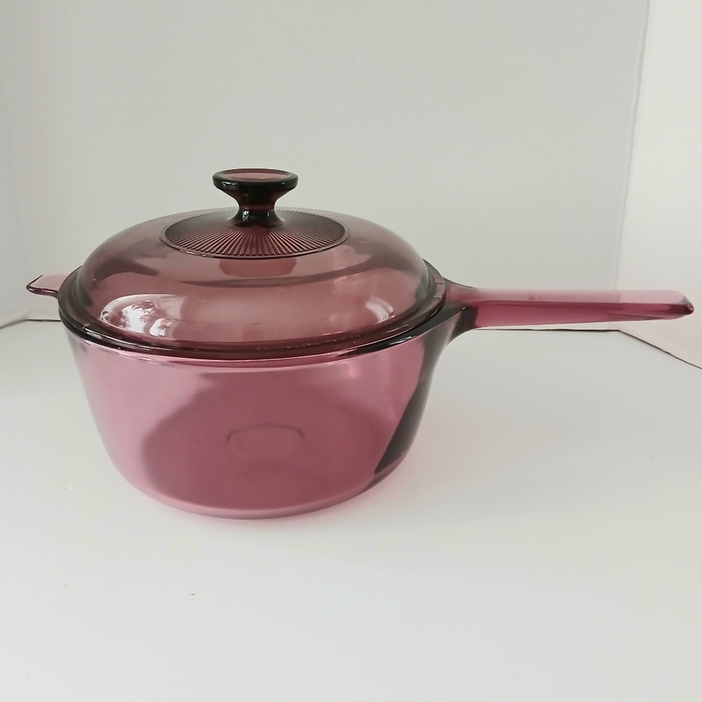 Corning Vision Cranberry 2.5 Liters Glass Pan With Lid